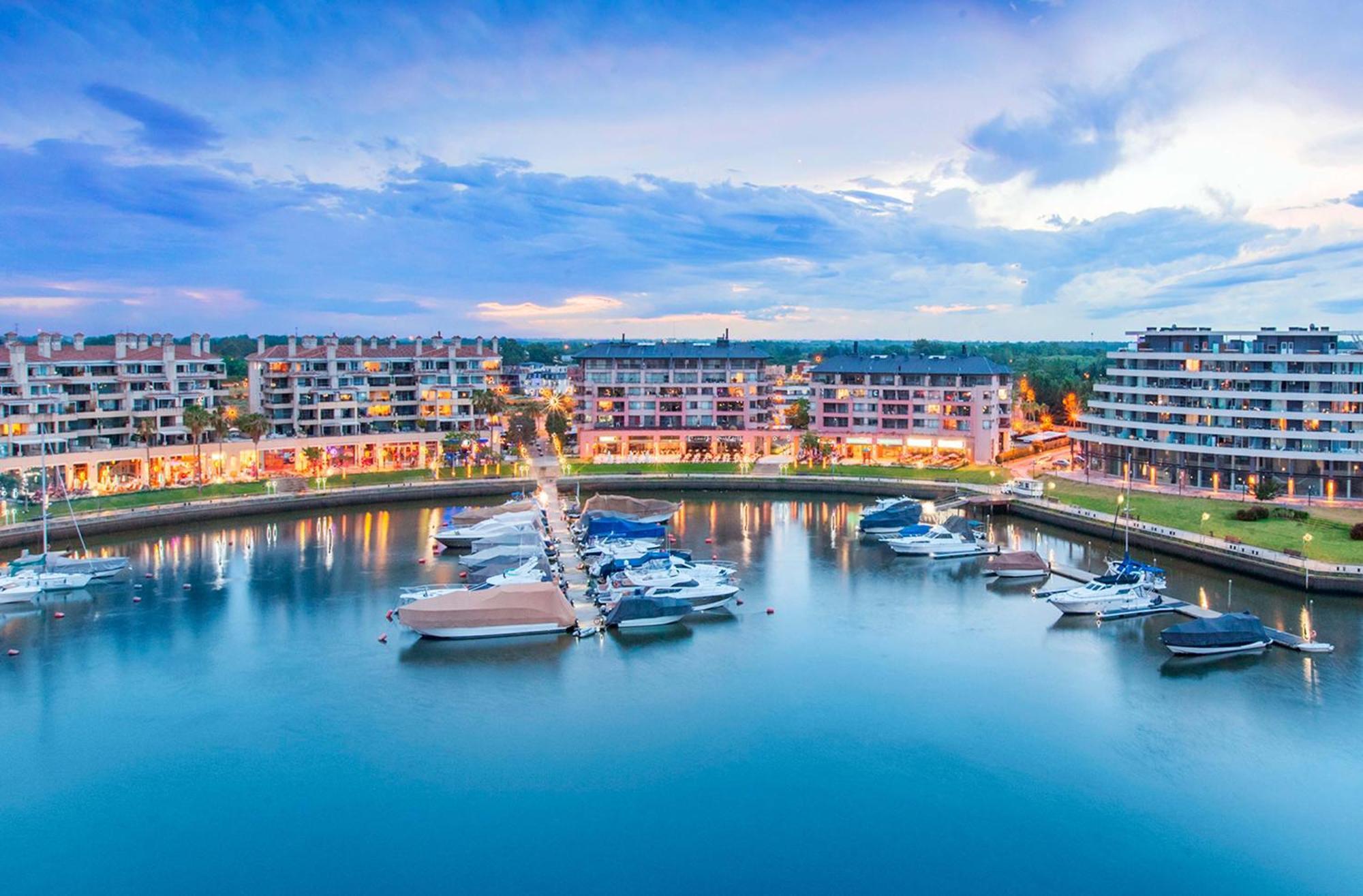 Wyndham Nordelta Tigre - Buenos Aires Hotel Luaran gambar Marina at the Cape May Marina